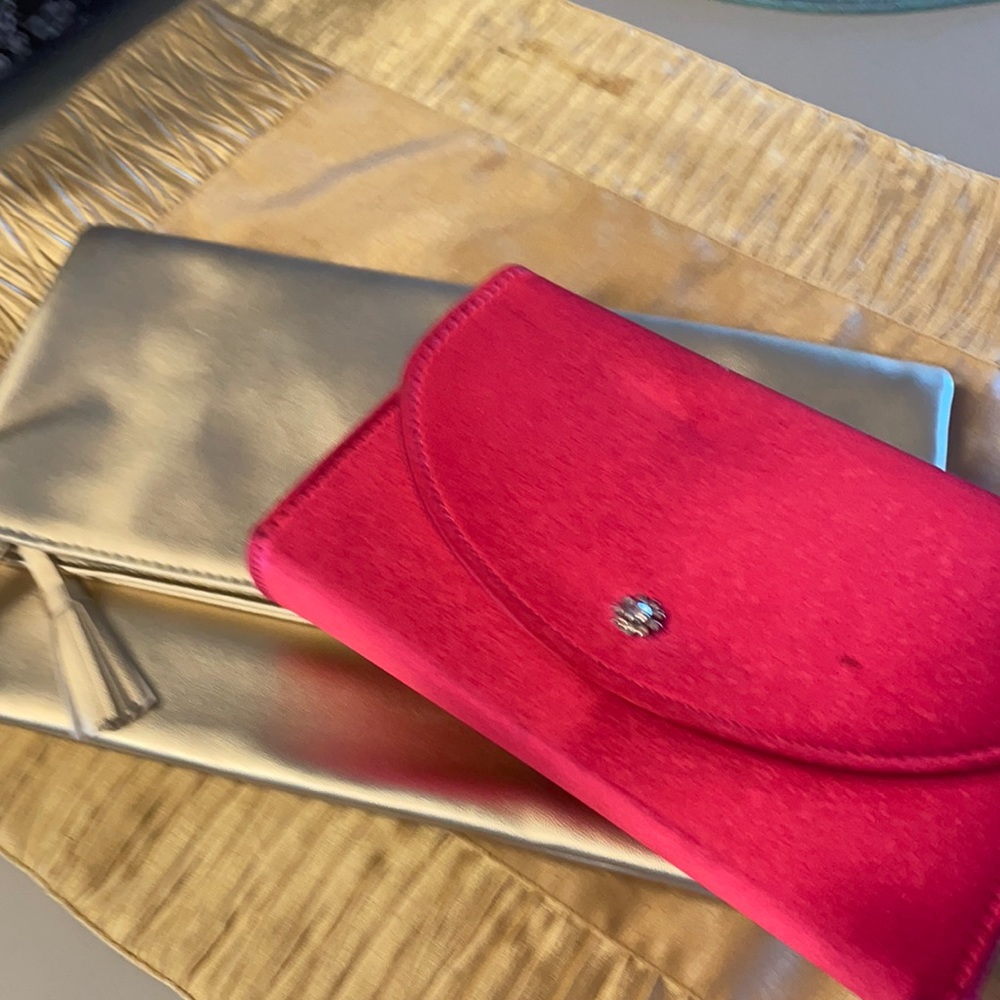 Evening clutches .. hold and pink just in time for the Valentine’s Day